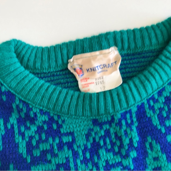 Knitcraft Canada Children's 90s Pullover Knit Sweater Vintage Teal/Blue Pattern - Picture 2 of 6